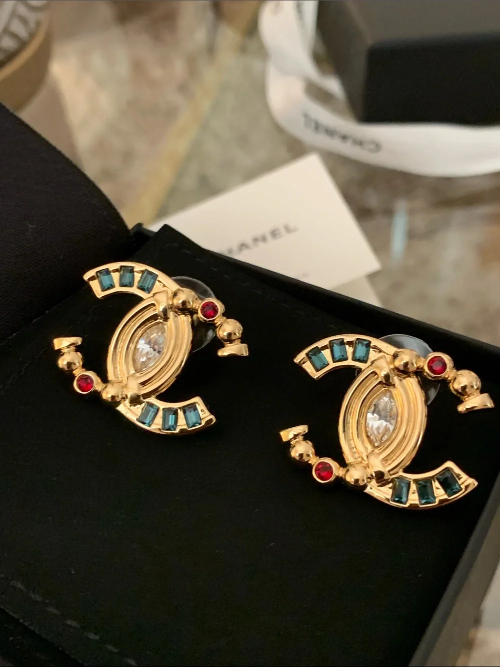 Absolutely stunning, limited edition authentic Chanel CC studs with crystals